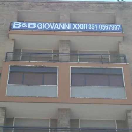 Giovannixxlll Bed & Breakfast