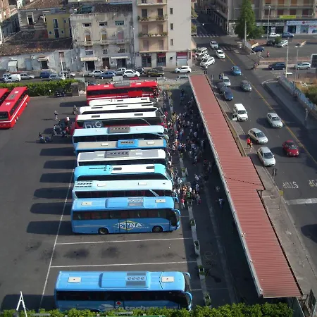 Giovannixxlll Nocleg ze śniadaniem Katania