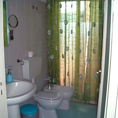 Giovannixxlll Bed & Breakfast *